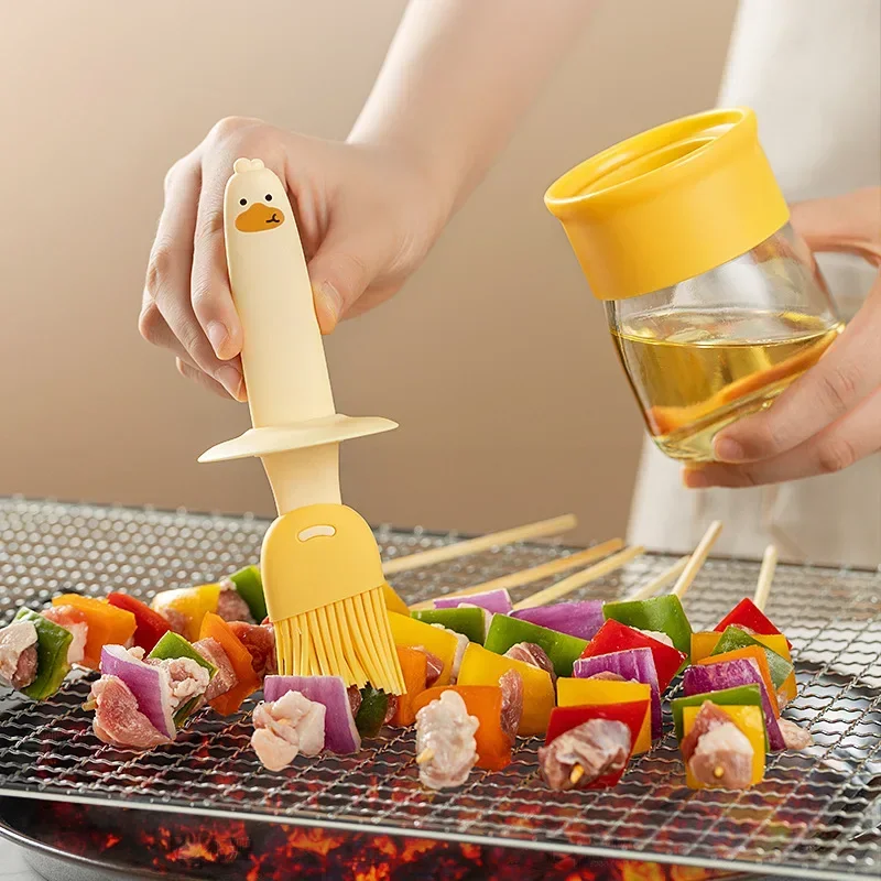 Kitchen Baking Brush - ขวดซิลิโคนสำหรับใส่น้ำมันในครัว พร้อมแปรงทาเนยสำหรับอบและย่าง ทนความร้อน ใช้สำหรับทำบาร์บีคิวกลางแจ้ง